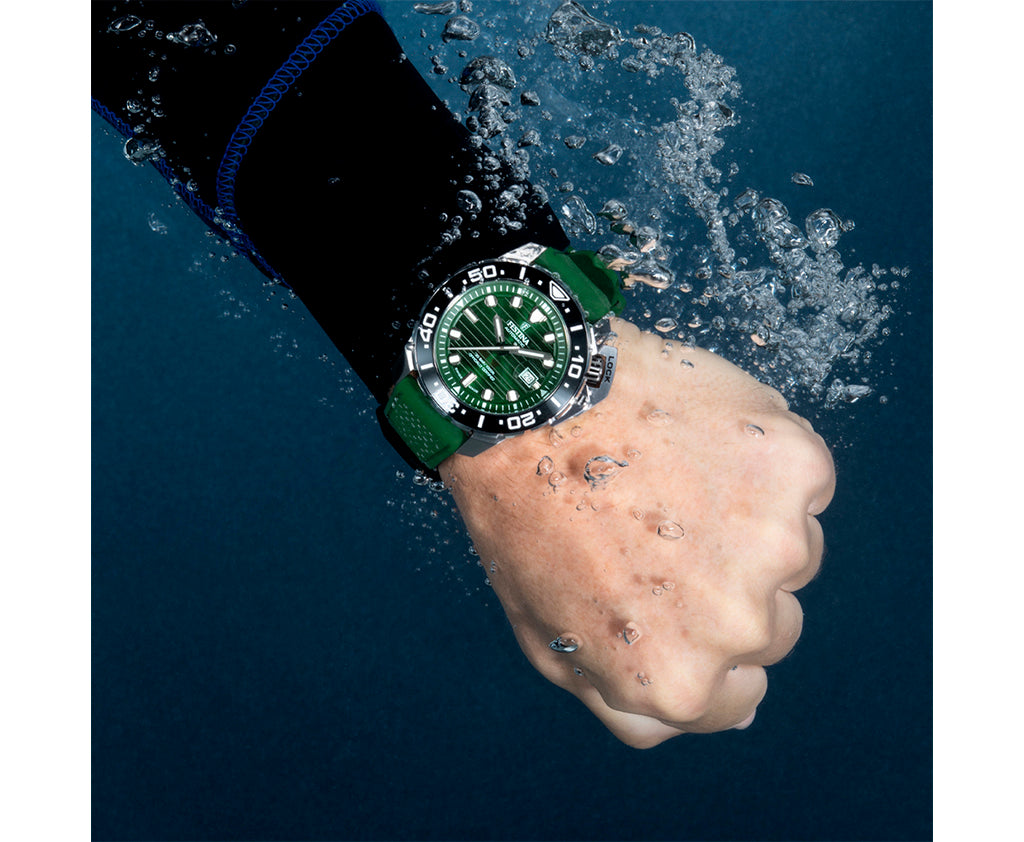 Festina Swiss Made Diver Stainless Steel Analog Mens Watch I Model F20043/4 Automatic Movement