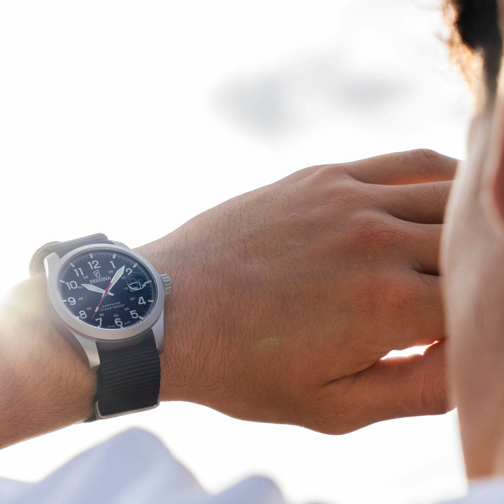 Festina Swiss Made Nylon Analog Mens Watch I Model F20082/3 Quartz Movement