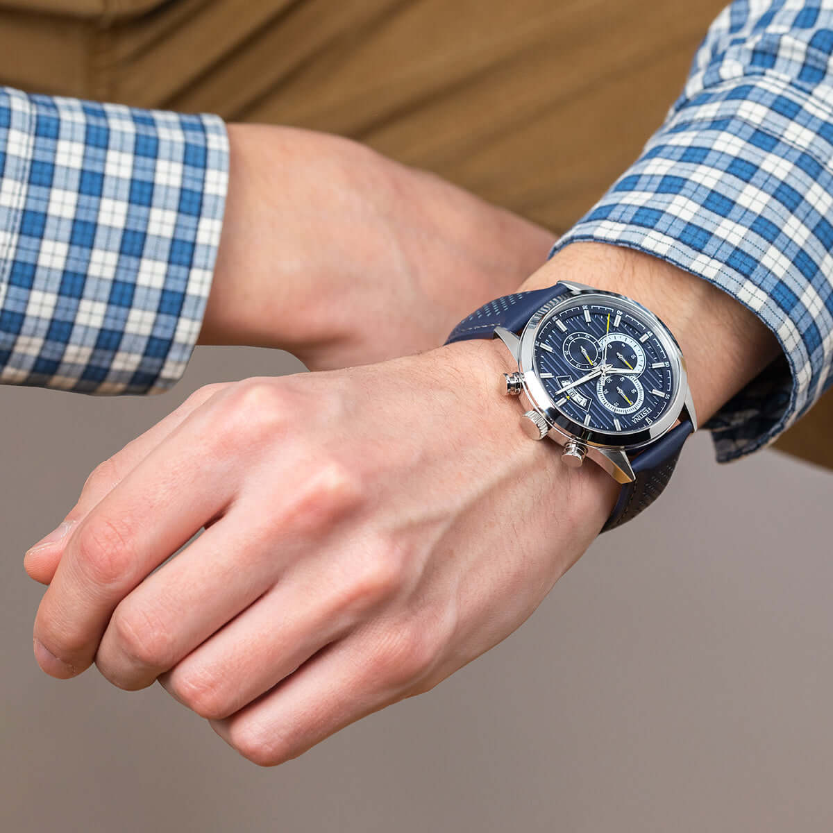 Chrono Sport F20271-5 | Water Resistance 50m/160ft - Strap Material Leather - Size 43.5 mm / Free shipping, 2 years warranty & 30 Days Return | Festina Watches USA